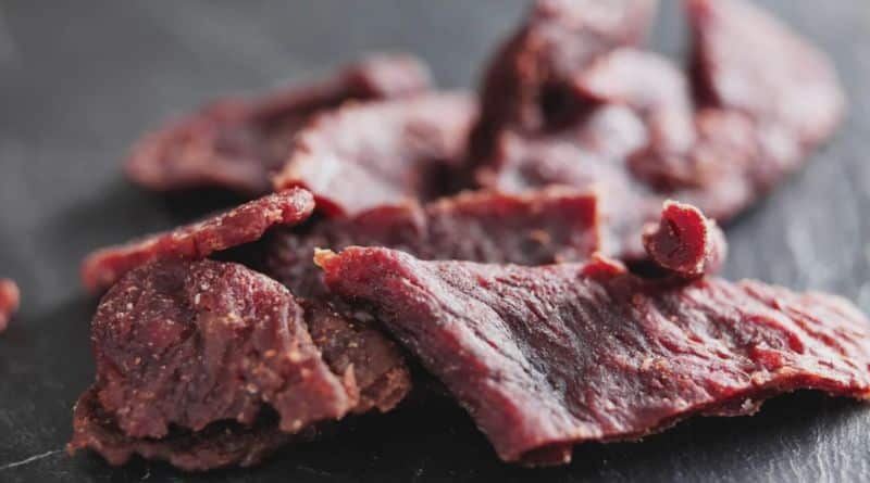 beef jerky low carbs and protein 